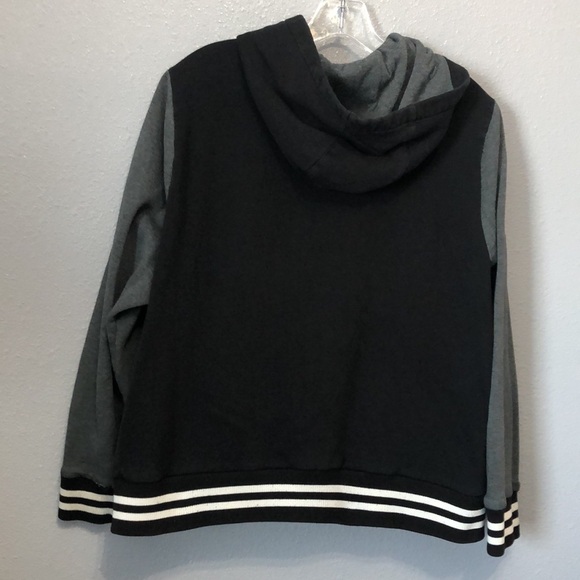 Torrid Black & Grey Varsity Hooded Bomber Jacket Women's 3X school coat fleece - Picture 10 of 13